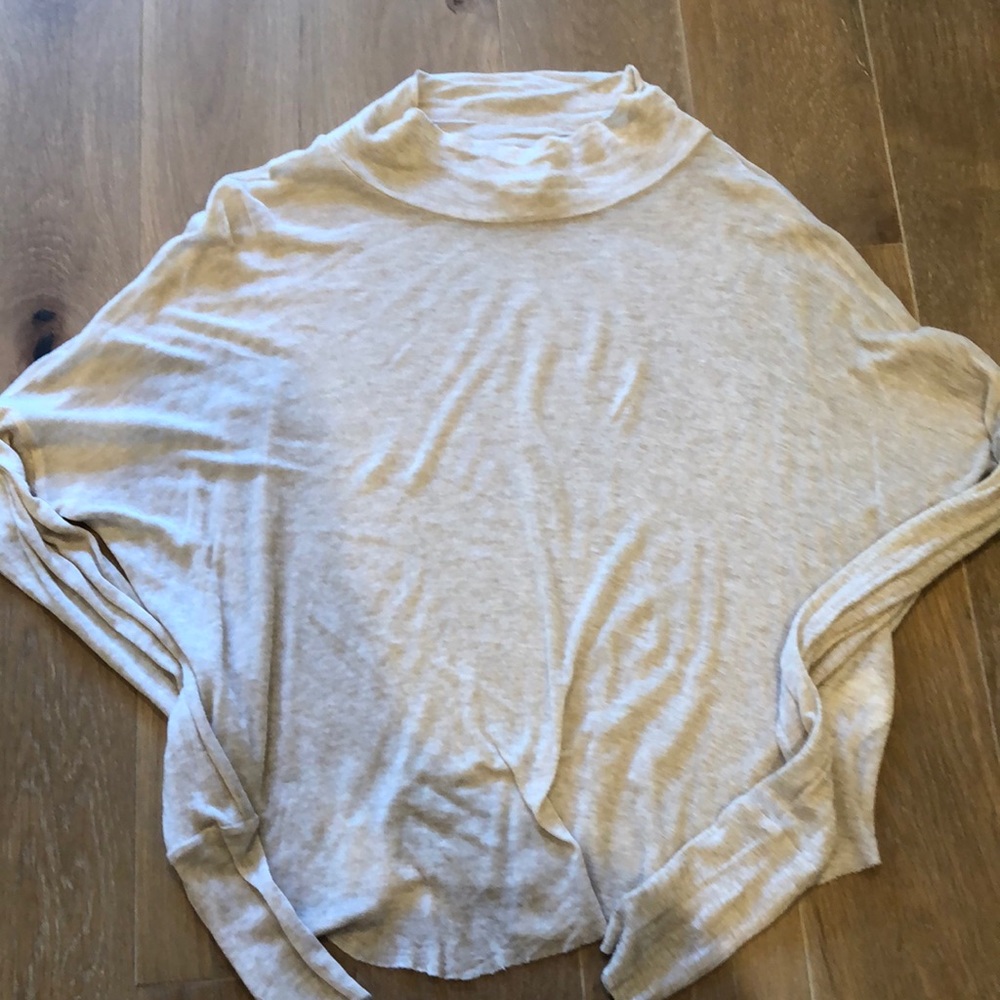 XS Wilfred Nude Thin Turtleneck